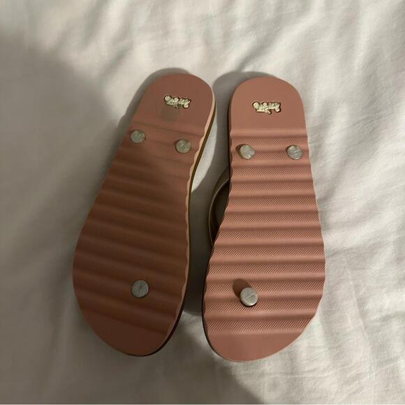 Coach Women’s Flip Flop Sandals - Picture 3 of 4